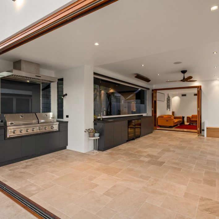 outdoor kitchen luxury house pelican waters